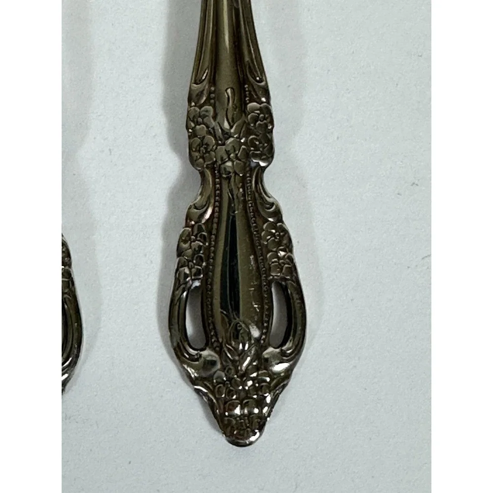 Oneida Distinction Deluxe HH Kennett Square Appetizer Cocktail Forks Set Of 5